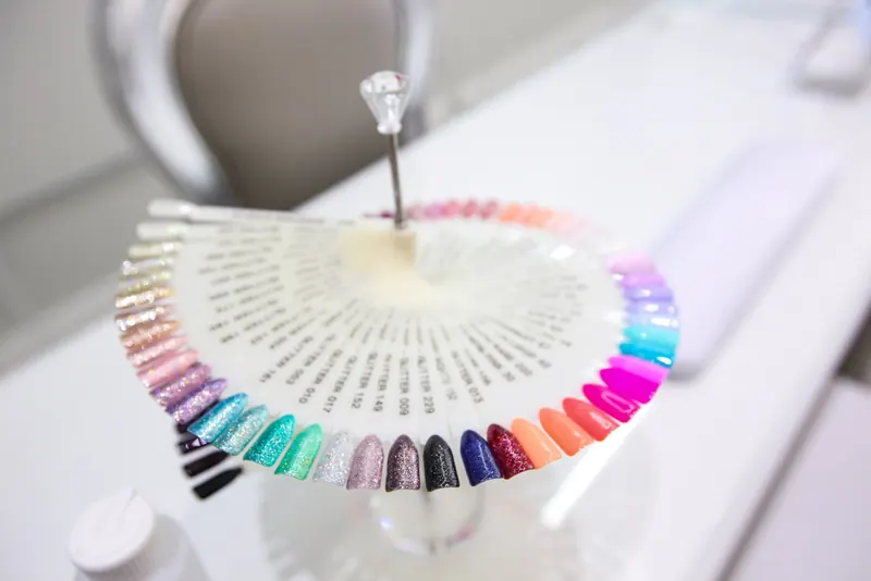 Shellac colour swatch wheel